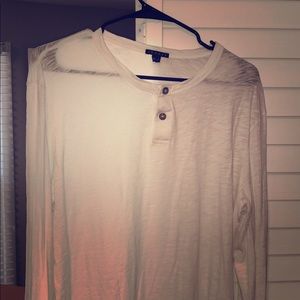 White Theory Henley Sz L